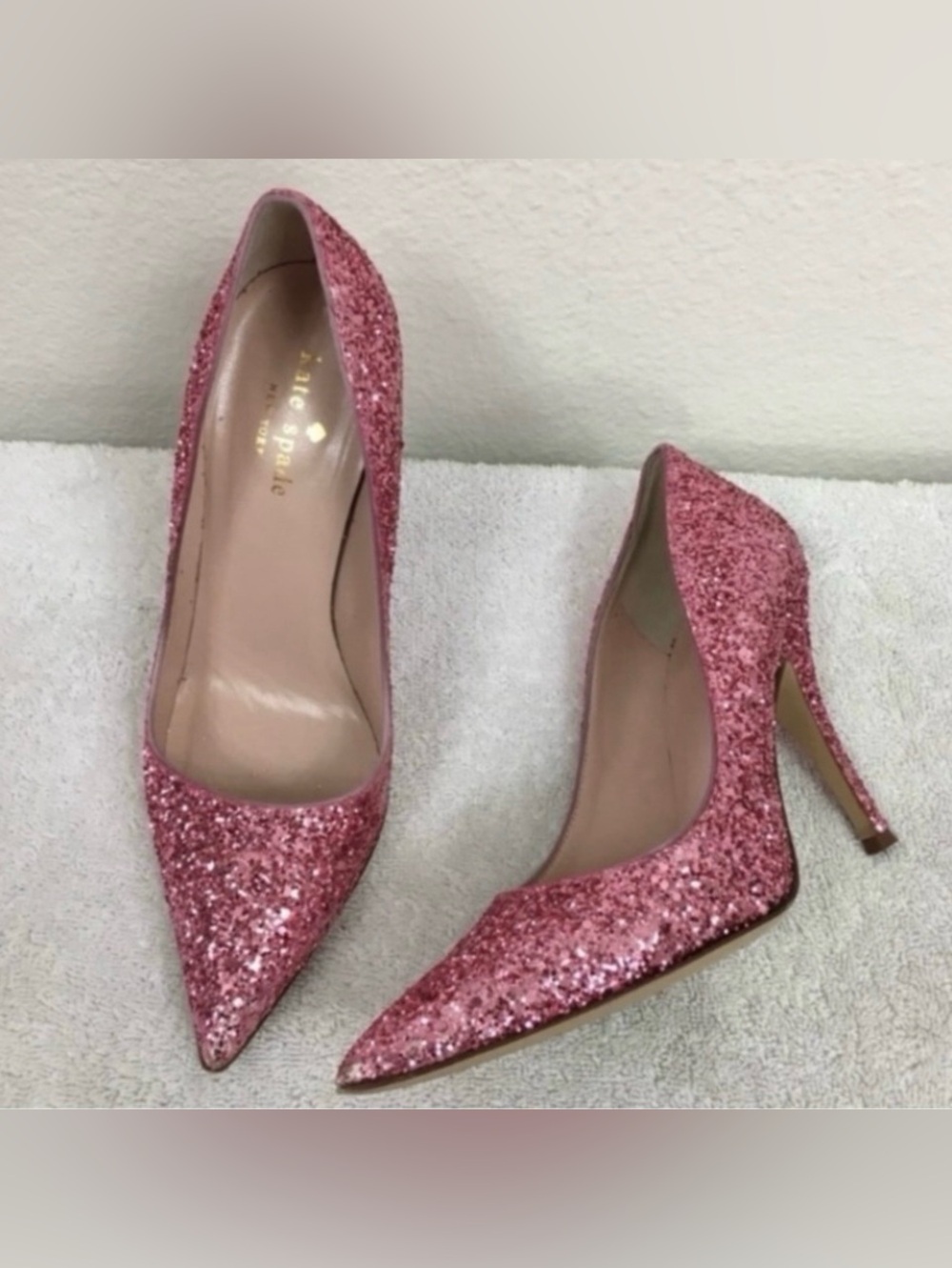 Kate Spade Womens Barbie Pink Glitter Licorice Pointy Heel Pump Size 5.5 Classic